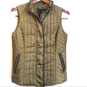 Banana Republic S Olive Green Down Vest NWOT